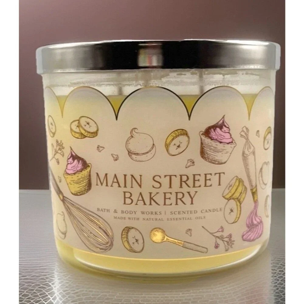 Bath & Body Works Bakery Candle Lot 3-Wick Set Main Street Bakery Chai Cookie - Picture 2 of 4